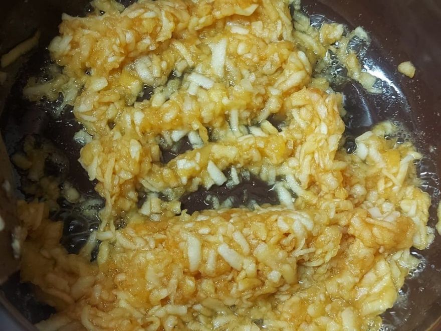 Bezlepkové krehké jablkové rožteky