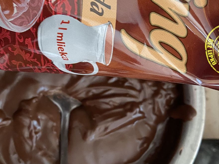 Pudding in Kuchenform