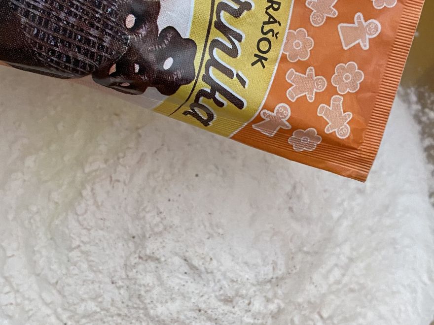 Piernikowy sernik twarogowy