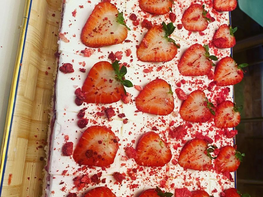 Jahodové mascarpone rezy bez lepku