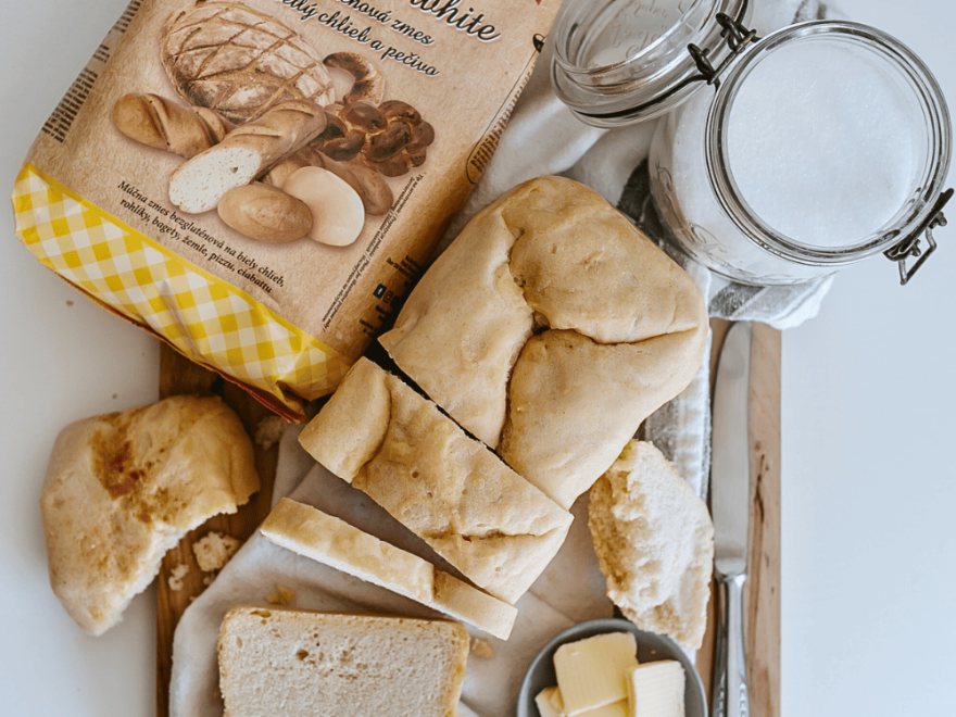 Bezlepkový chlieb z domácej pekárne