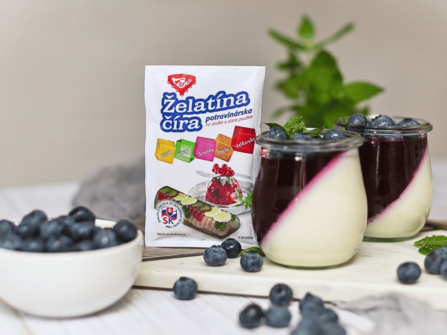 Čučoriedková panna cotta