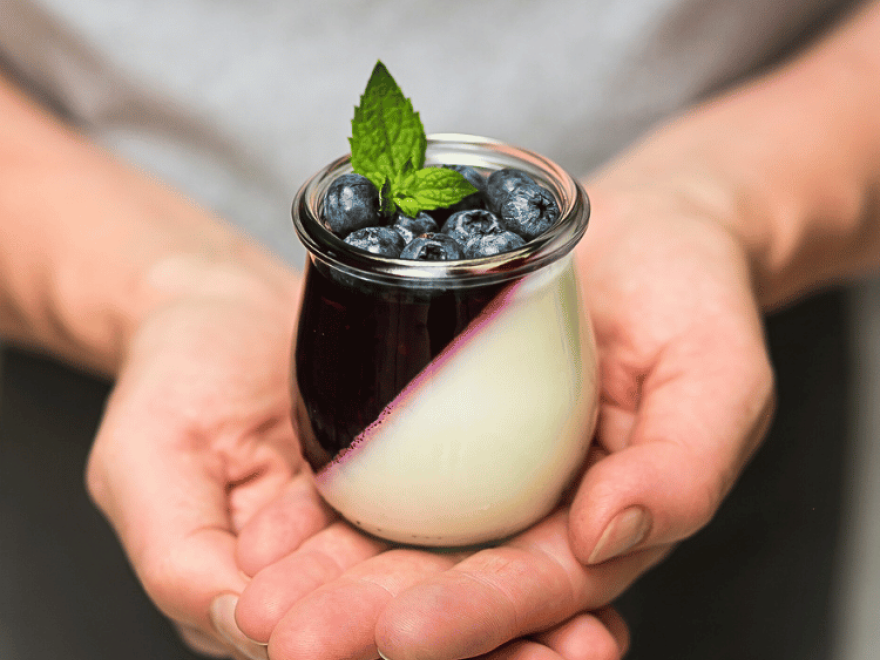 Čučoriedková panna cotta