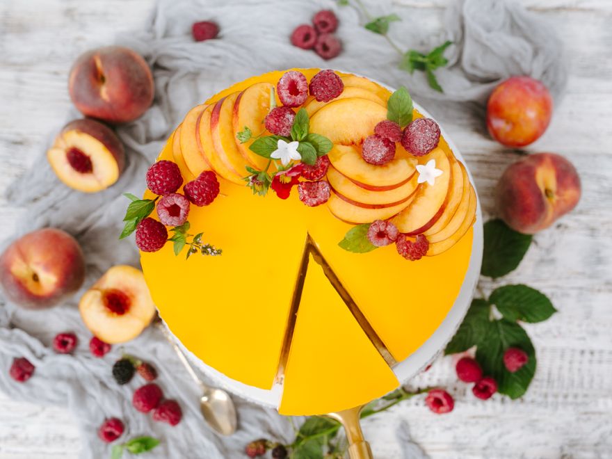 Bezlepková ovocná jogurtová torta so želatínou