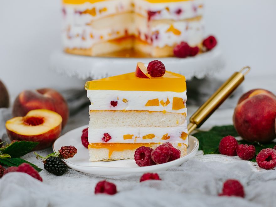 Bezlepková ovocná jogurtová torta so želatínou