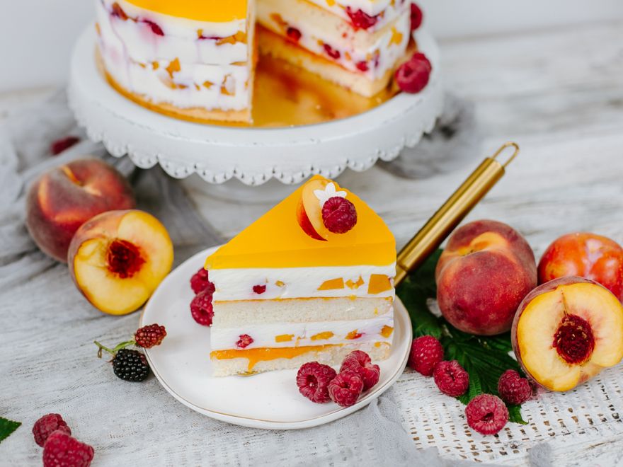 Bezlepková ovocná jogurtová torta so želatínou