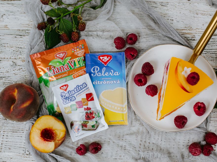 Bezlepková ovocná jogurtová torta so želatínou