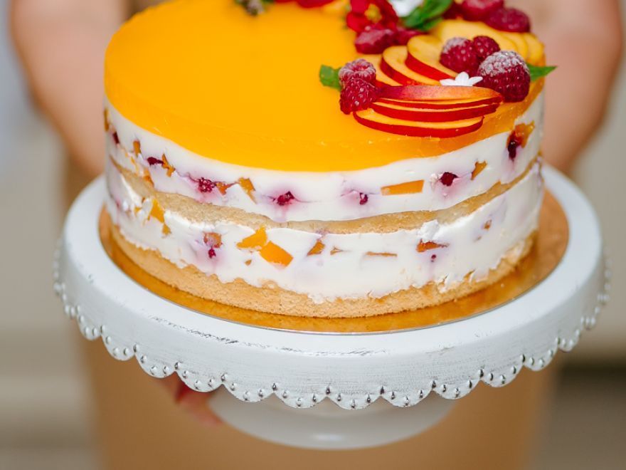 Bezlepková ovocná jogurtová torta so želatínou