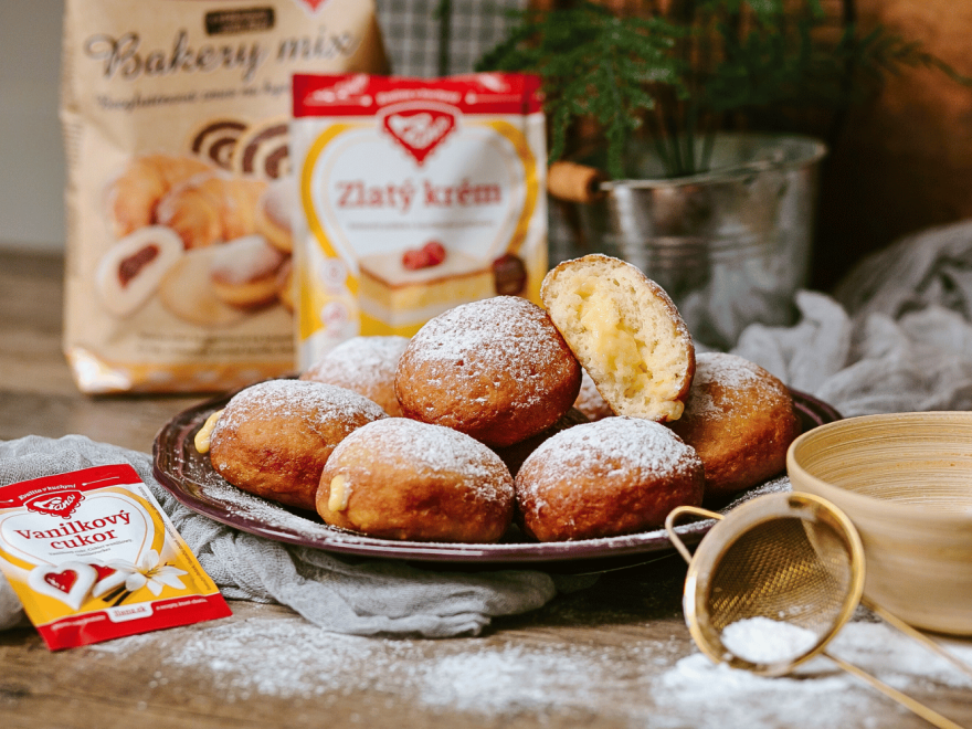 Bezlepkové šišky plnené vanilkovým pudingom