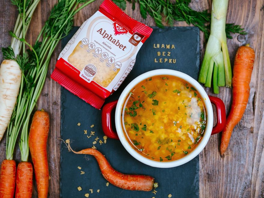 Vegetable soup with gluten-free letters