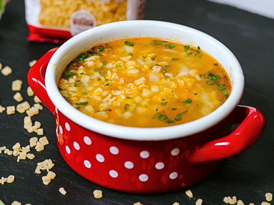 Vegetable soup with gluten-free letters