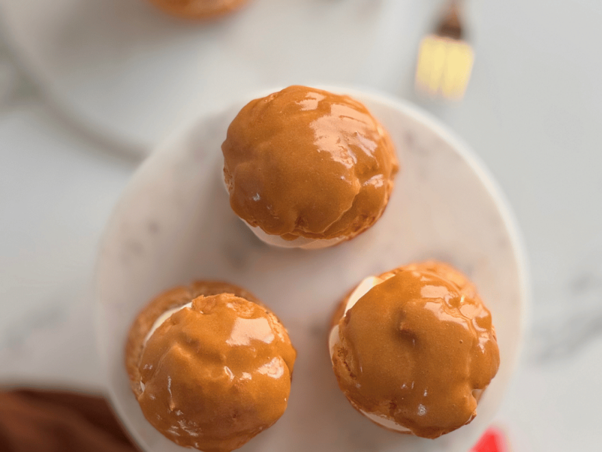 Gluten-free Caramel Éclairs by a Master Pastry Chef – Ready in No Time