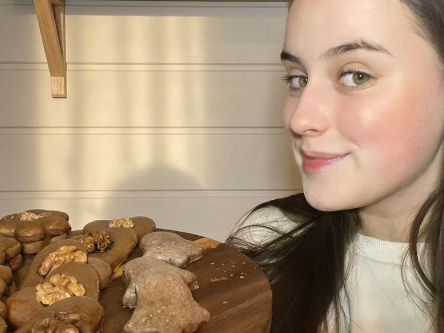 Universal gluten-free gingerbread dough